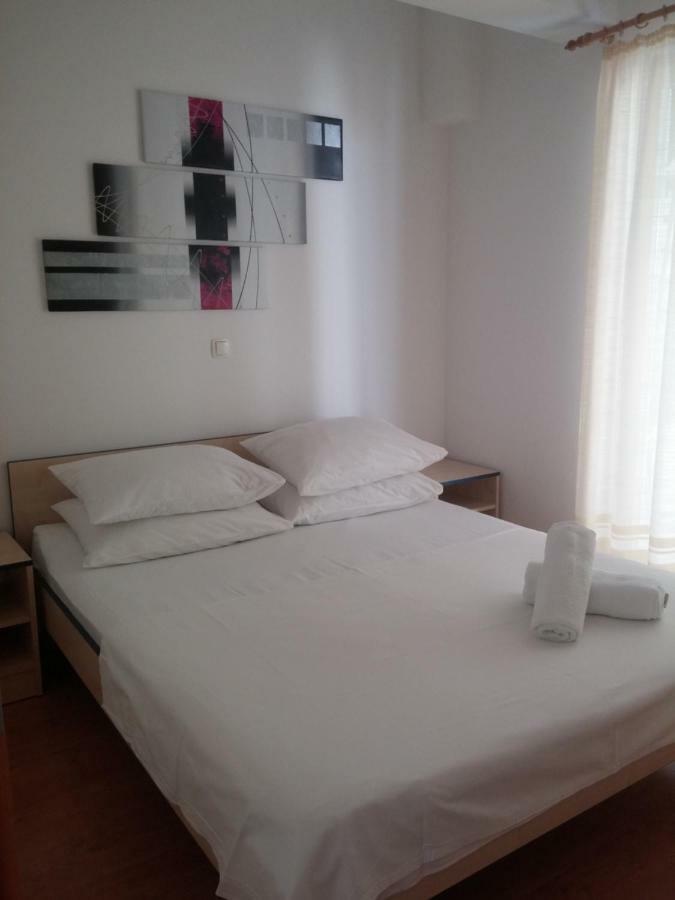 Apartments Rica Omiš Eksteriør bilde